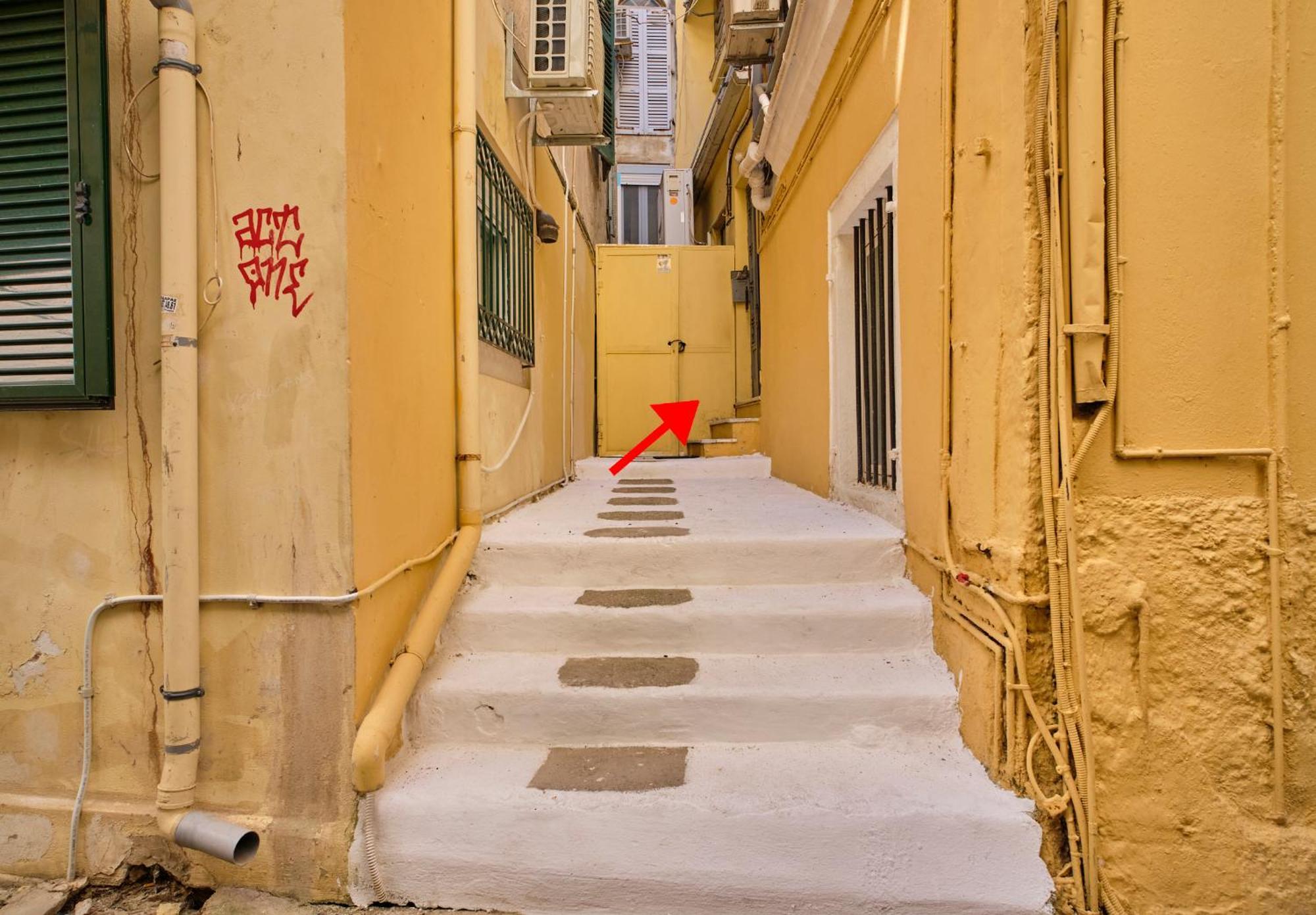 Paradosiakon Apartment Corfu Town Экстерьер фото